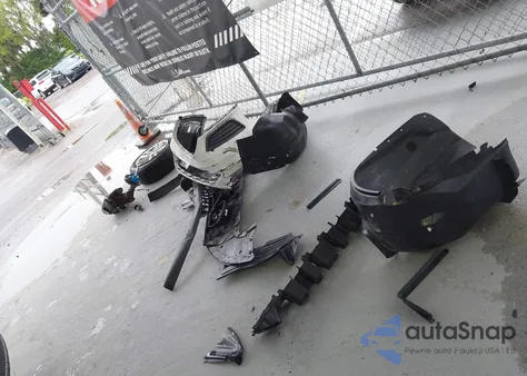 2017 Ford Focus Se z USA, uszkodzony, nr VIN 1FADP3F2XHL309532